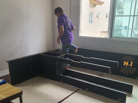 รับจ้างขนย้ายฟอร์นิเจอร์ แยกชิ้นส่วนแล้วประกอบใหม่ให้ที่ปลายทาง